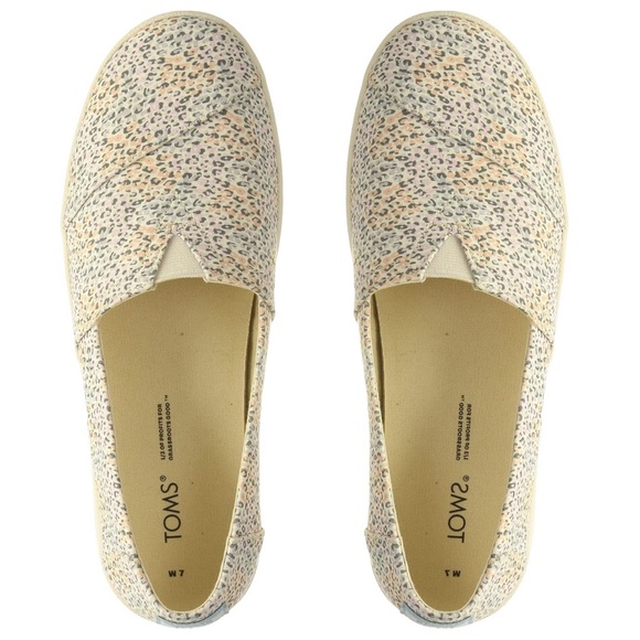 Toms Shoes - TOMS Slip ons